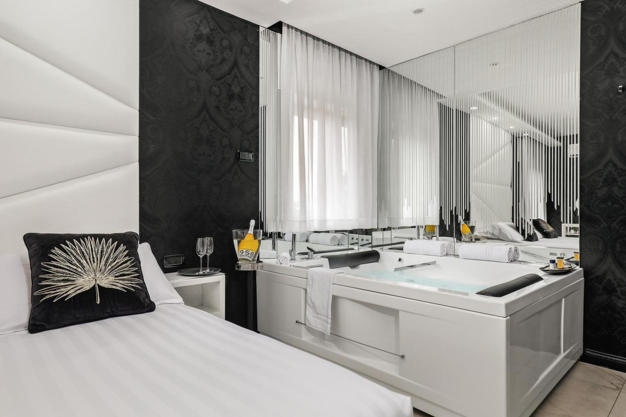 Reggia Suite Spa Hotel كازيرتا المظهر الخارجي الصورة